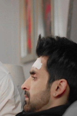 Dildar plans to reveal Priyanka's secret
