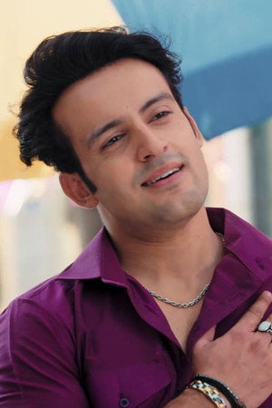 Akhil and His Mother Harass Niya