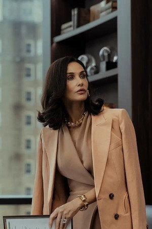 Dotkl se mě pohledný