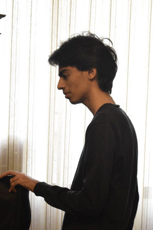 Ehsan Ghavidel Ehsan Ghavidel