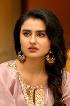 Pushpa's Injured Hands