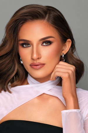 Caylie Simmons