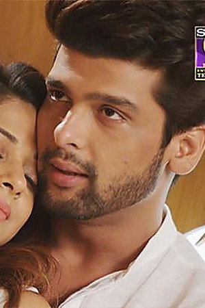 Arjun Stops Samay From Attacking Maya