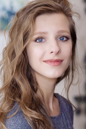 Elizaveta Arzamasova Elizaveta Arzamasova