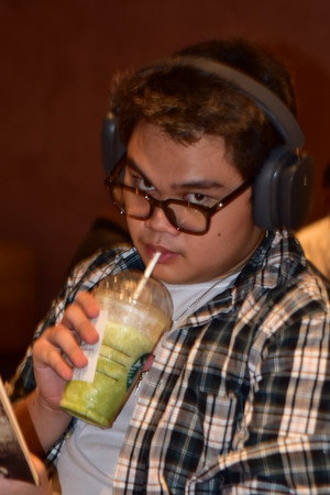 /mPz7H6ew3QPS70jGr1YSHcn5EI.jpg