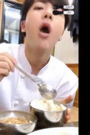 150729 밥먹는 김석진