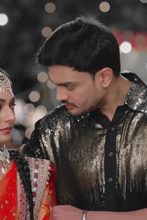 Virat and Amruta celebrate Lohri together