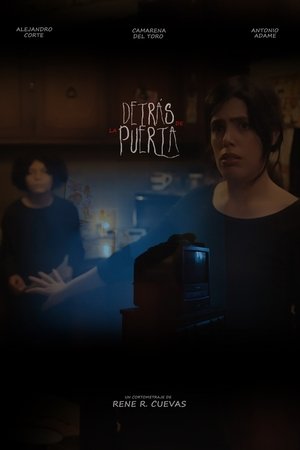 DETRÁS DE LA PUERTA