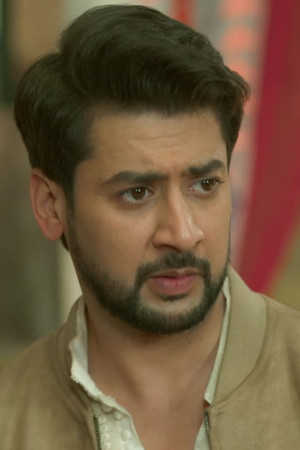 Latika’s Stubbornness and Jeetu’s Ploy