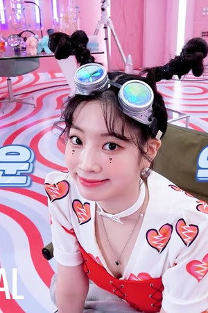 TWICE “SCIENTIST” M/V Behind the Scenes EP.03