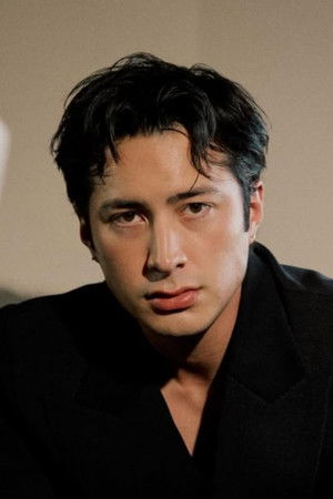 Hudson Williams Hudson Williams