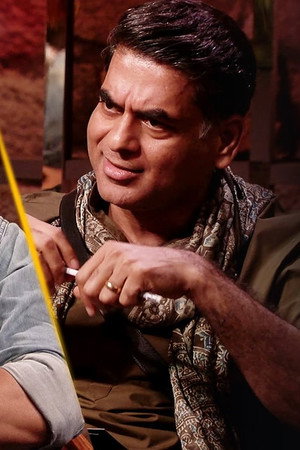 Karan Talks About SSR, Alcoholism And His Past!