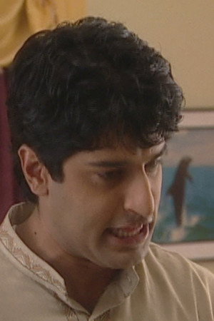Hemant to Forget Pooja?
