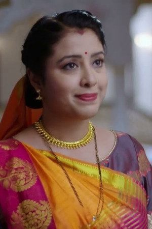 Jaanki Is Arrested for Stealing a Necklace