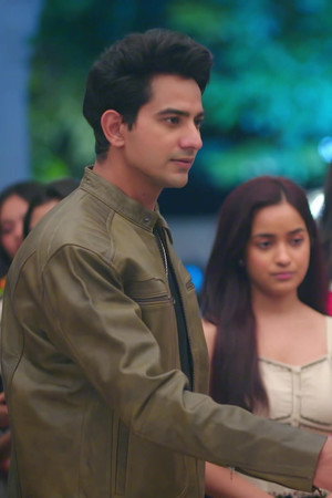 Ishaan Meets Nayanika's Family
