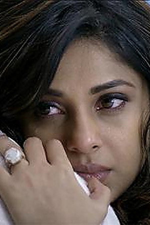 Maya's Father Threatens Her In The Hospital