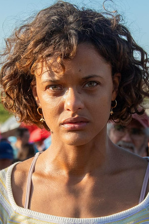 7. Who Don't Fight, Crawl