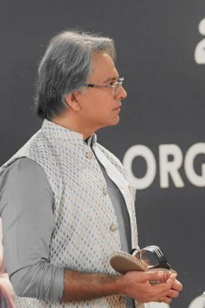 Goenka-Poddars tense clash
