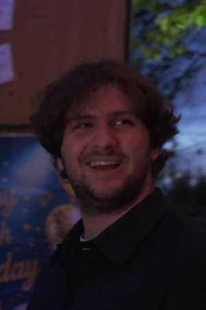 /ofs8JFcwTeHjgyyio4jHYDmCo4u.jpg