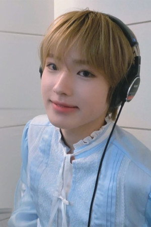 There’s nothing Prince Wish can’t do. If you’re curious about dubbing, anyone can come in | NCTzen WISH-JAPAN FANMEETING 2026 VCR & DUBBING Behind