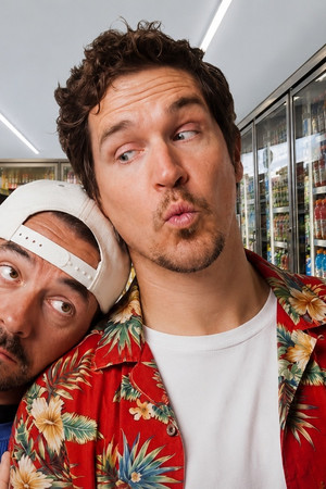 Jay & Silent Bob Reunite While Snack Shopping