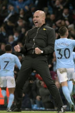 Noisy Neighbours