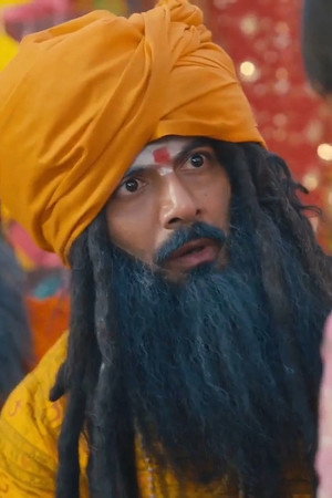 Siddhu disguises as an ascetic