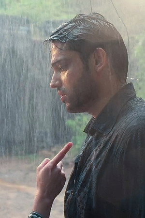 Seher walks out of Mahid's life