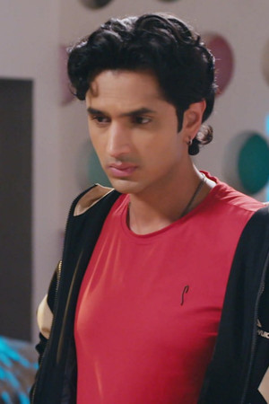 Nawab Suspects Gulaab