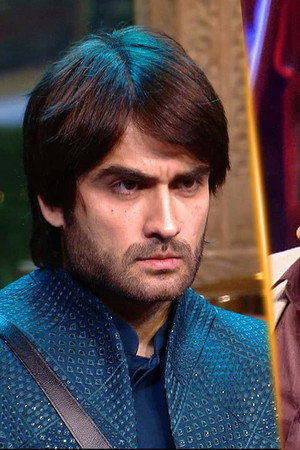 ''Iss Ghar Mein Aapko Hona Hi Nahi Chahiye Karan''