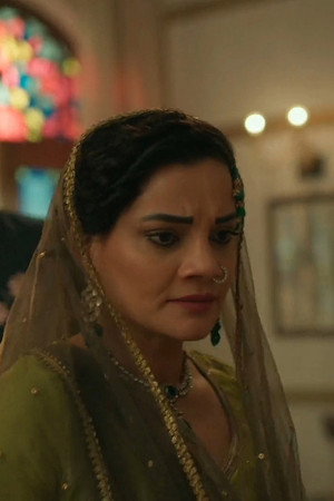 Husna warns Hyder