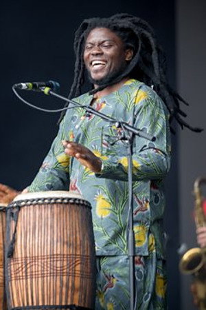 Pat Thomas & The Kwashibu Area Band