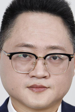 陈江华 陈江华