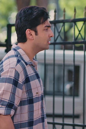 Bharati Saves Angad from Jail