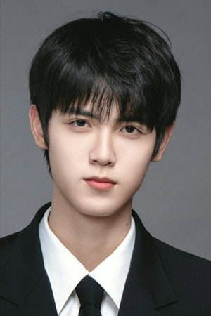 李颢恩 李颢恩