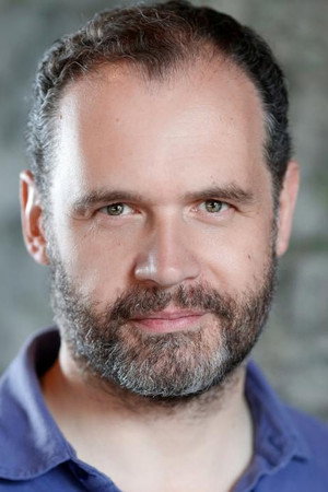 Simon Stanhope