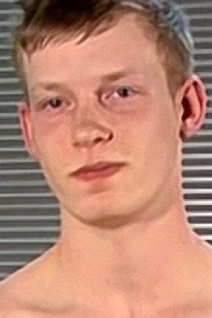 /sHiy942ZoJcBsFqHKVuBBbu9q4b.jpg