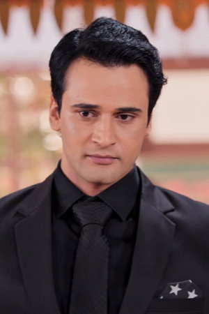 Aditya’s will Worries Isha and Akhil