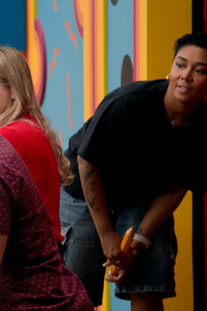 Behind the Scenes of "Noise Some Makes"