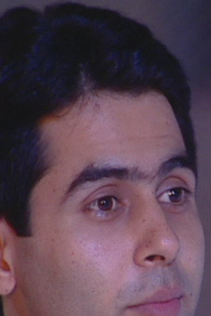 Amar Struggles to Recall His Past