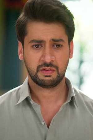 Who Will Bring a Gift for Jeetu First?