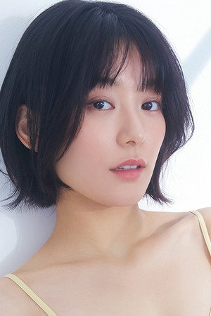 Momoko Arata Momoko Arata
