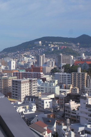 Nagasaki: Looking for Cats in the Hills