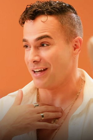 S18 E09