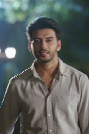 Aadhya Expresses Love to Shivaay