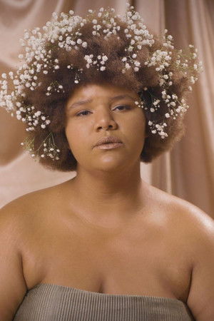 Amyra León: Strange Grace