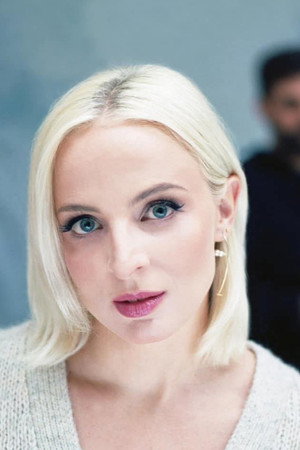 Émilie Satt Émilie Satt