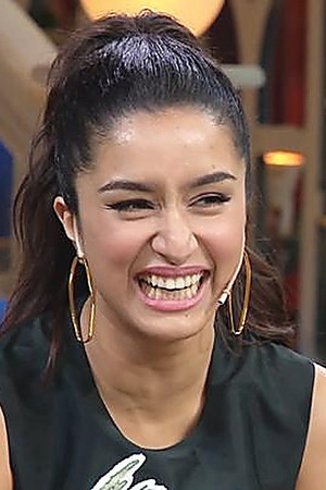 Sushant And Shraddha Share Laughs With Kapil