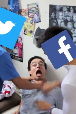 I HATE SOCIAL NETWORKS
