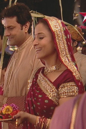 Akshara agrees to meet the groom